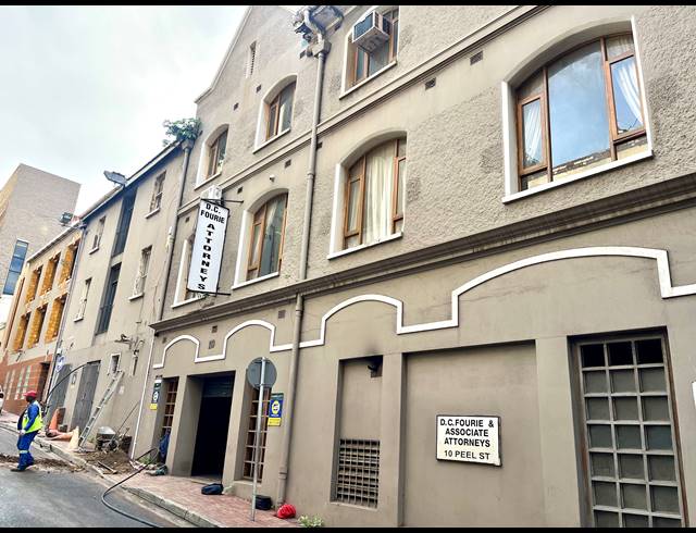 900M² BUILDING FOR SALE IN GQEBERHA CENTRAL